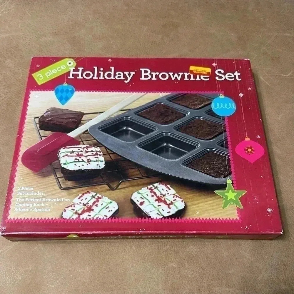 3 Piece Holiday Brownie Set Brownie Pan Cooling Rack And Spatula